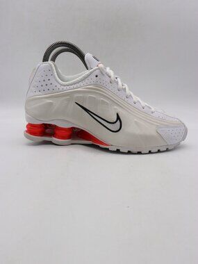 New Nike Shox R4 Women's Size 6.5 White Phantom Picante Red Sneakers AR3565 103